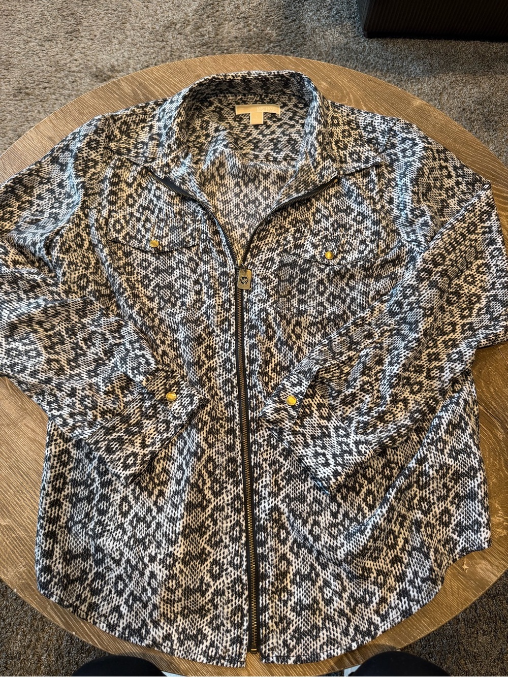 Women’s Michael Kor’s zip up blouse